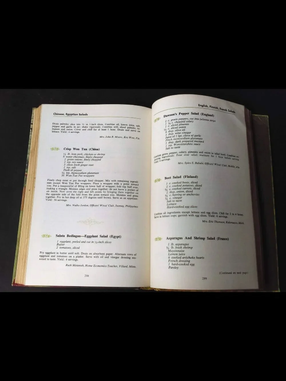 Vintage Favorite Recipes Of America 4 Cook Book Set HC Meats Desserts Salads